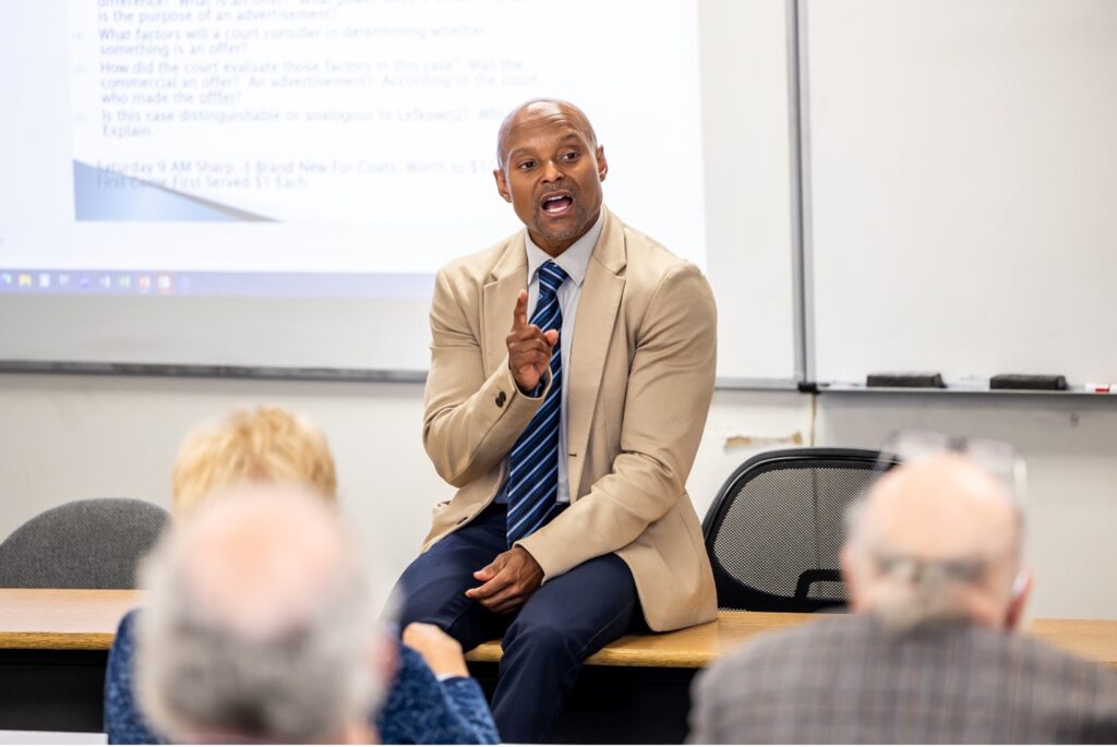 Dean Clark speaks at Delaware Law School’s 50th anniversary celebration for the Class of 1975